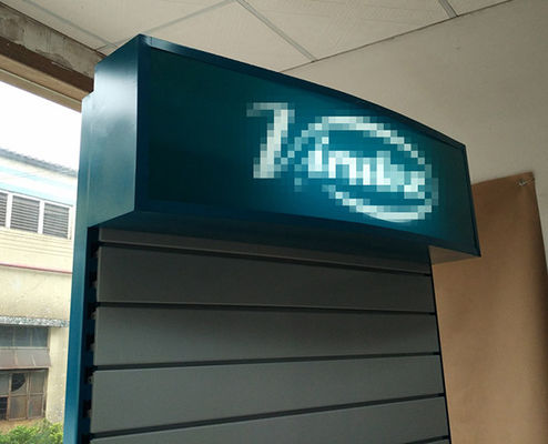 عرض 1000 میلی متر عمق 550 میلی متر قفسه صفحه نمایش Pegboard با آرم سفارشی